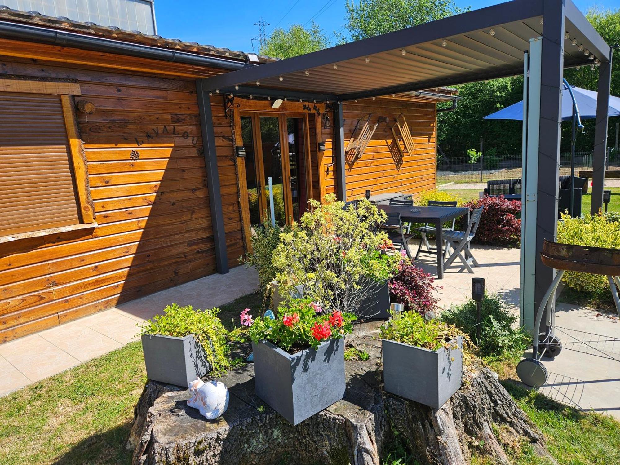 Chez Lavalou Gite 4* Chaleureux En Bois Lannemezan Exterior photo